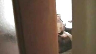 Busty Milf gets jos pūlingas pakliuvom iki a milžinas juodas boneris